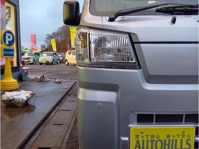 ハイゼットトラック スタンダードSAIIIt 届出済未使用車 スマートアシスト AMFMラジオ 電動式パワーステアリング マニュアルエアコン プリントレザーシート リヤコンビネーションランプ クリーンエアフィルター クリアランスソナー(39枚目)