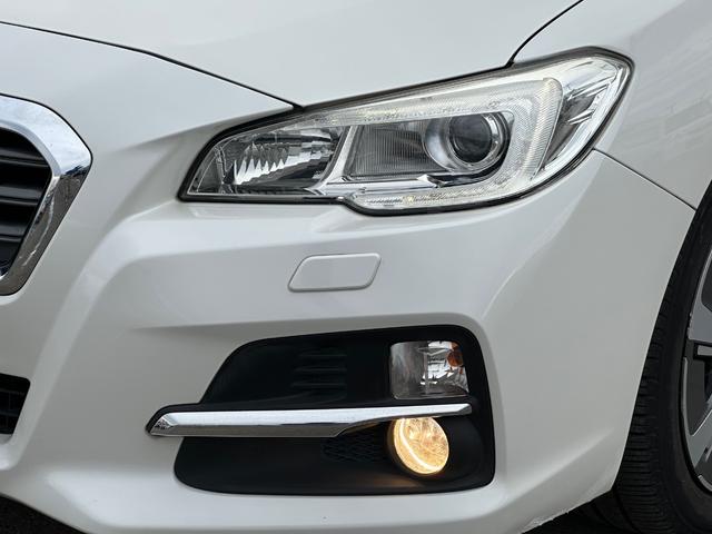 レヴォーグ １．６ＧＴアイサイト　４ＷＤ　本革シート　愛知県使用履歴　アドバンスセーフティパッケージ　全方位検知オプション安全装備　フルセグナビ　バックカメラ　スマートキー　プッシュスタート（10枚目）