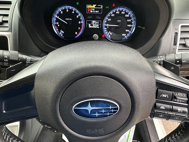 レヴォーグ １．６ＧＴアイサイト　４ＷＤ　本革シート　愛知県使用履歴　アドバンスセーフティパッケージ　全方位検知オプション安全装備　フルセグナビ　バックカメラ　スマートキー　プッシュスタート（27枚目）