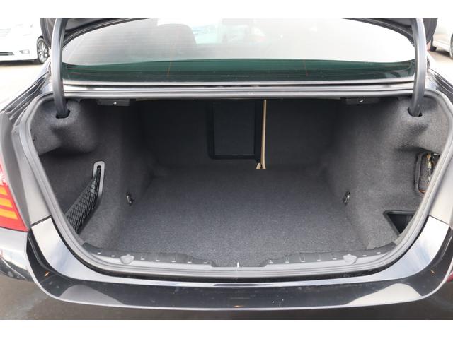 ５シリーズ ５２８ｉ　Ｒ８／０９車検　１ヶ月ｏｒ１０００ｋｍ保証付　スマートキー　プッシュスタート　オートクルーズ　ＨＩＤライト　フォグ　サンルーフ　シートヒーター　純ナビ　フルセグＴＶ　バックカメラ　純正１７アルミ（13枚目）