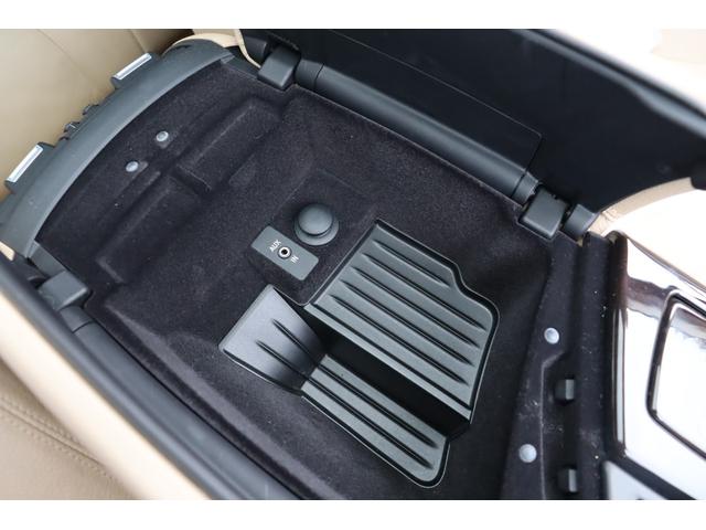 ５シリーズ ５２８ｉ　Ｒ８／０９車検　１ヶ月ｏｒ１０００ｋｍ保証付　スマートキー　プッシュスタート　オートクルーズ　ＨＩＤライト　フォグ　サンルーフ　シートヒーター　純ナビ　フルセグＴＶ　バックカメラ　純正１７アルミ（35枚目）