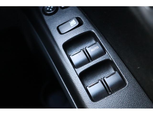 デリカＤ：２ Ｓ　車検整備付　１年保証付　走行距離無制限　スマートキー　プッシュスタート　ＨＩＤライト　フォグ　両側パワースライドドア　社外ナビ　フルセグＴＶ　Ｂｌｕｅｔｏｏｔｈ　バックカメラ　純正１５アルミ（28枚目）