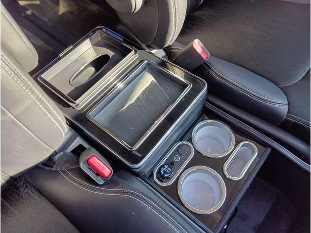 オデッセイ アブソルート・ＥＸ　シティブレーキアクティブシステム　純正８インチＨＤＤナビ　フルセグ　Ｂｌｕｅｔｏｏｔｈ　後席モニター　バックカメラ　ＥＴＣ　純正エンジンスターター　クルコン　ＢＳＭ　ハーフレザーシート　純正１８ＡＷ（31枚目）