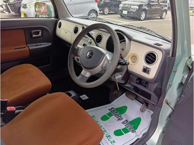 アルトラパン Ｘ２　グリーンＩＩ　キーレスエントリー　電動格納ミラー　純正オーディオ　純正１３インチアルミホイール　ユーザー買取車　保証付き（10枚目）