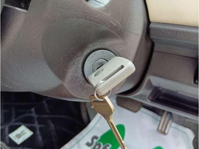 アルトラパン Ｘ２　グリーンＩＩ　キーレスエントリー　電動格納ミラー　純正オーディオ　純正１３インチアルミホイール　ユーザー買取車　保証付き（16枚目）