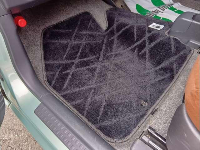 アルトラパン Ｘ２　グリーンＩＩ　キーレスエントリー　電動格納ミラー　純正オーディオ　純正１３インチアルミホイール　ユーザー買取車　保証付き（24枚目）