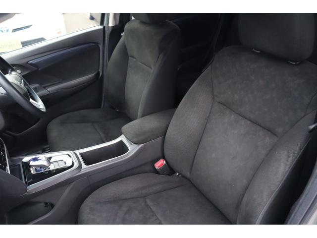 シャトル ハイブリッド　車検整備付　１年保証付　走行距離無制限　スマートキー　プッシュスタート　ＥＴＣ　社外オーディオ　ワンセグＴＶ　Ｂｌｕｅｔｏｏｔｈオーディオ　バックカメラ（11枚目）