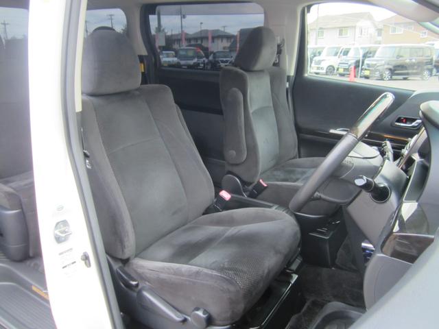 ヴェルファイア ２．４Ｚ　プラチナセレクションＩＩ　タイプゴールド　４ＷＤ　ＨＩＤヘッドライト／純正フルセグナビ　７人乗り　社外１８インチアルミホイール　両側電動スライドドア（11枚目）