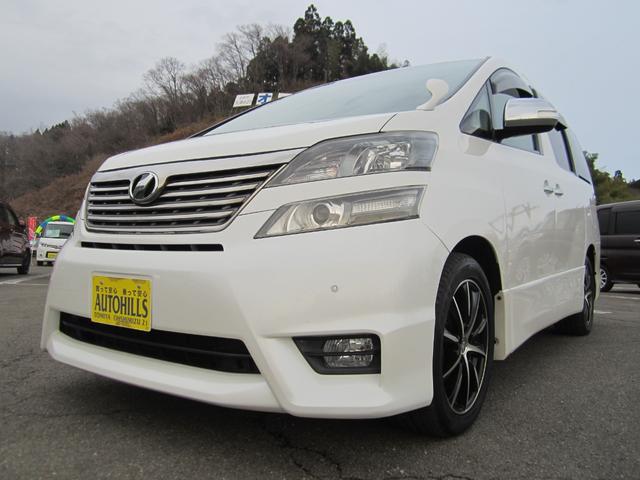 ヴェルファイア ２．４Ｚ　プラチナセレクションＩＩ　タイプゴールド　４ＷＤ　ＨＩＤヘッドライト／純正フルセグナビ　７人乗り　社外１８インチアルミホイール　両側電動スライドドア（30枚目）