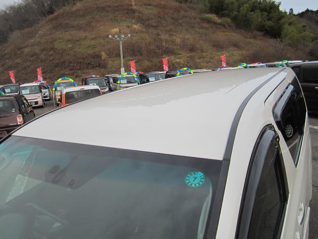 ヴェルファイア ２．４Ｚ　プラチナセレクションＩＩ　タイプゴールド　４ＷＤ　ＨＩＤヘッドライト／純正フルセグナビ　７人乗り　社外１８インチアルミホイール　両側電動スライドドア（35枚目）