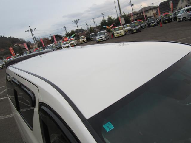 ヴェルファイア ２．４Ｚ　プラチナセレクションＩＩ　タイプゴールド　４ＷＤ　ＨＩＤヘッドライト／純正フルセグナビ　７人乗り　社外１８インチアルミホイール　両側電動スライドドア（36枚目）