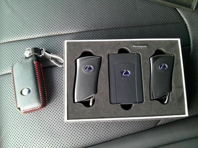 �X�}�[�g�L�[�B�X�y�A�L�[����܂��B