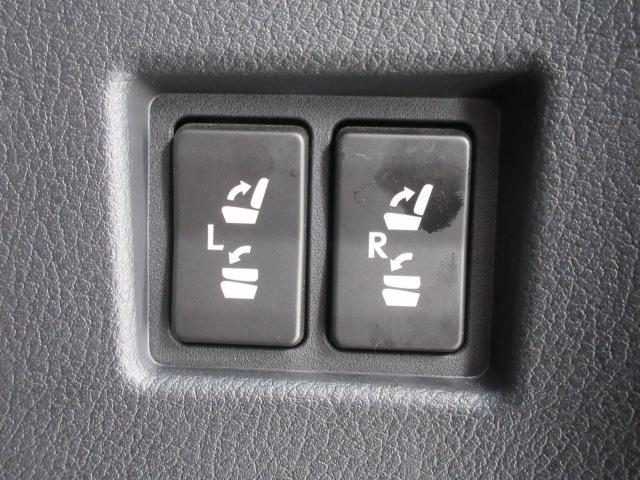 ＮＸ ＮＸ３００ｈ　Ｆスポーツ　４ＷＤ／純正ナビ／フルセグＴＶ／バックカメラ／ＥＴＣ／プッシュスタート／スマートキー／ステアリングスイッチ／ステアリングヒーター／ＬＥＤヘッドライト／オートライト／フォグライト／シートヒーター（24枚目）