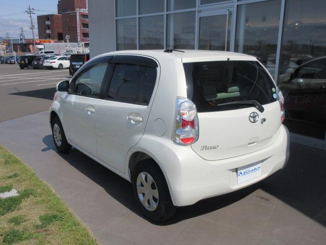 パッソ プラスハナ　Ｃパッケージ　純正ナビ／フルセグＴＶ／バックカメラ／ＥＴＣ／電動格納ミラー（4枚目）