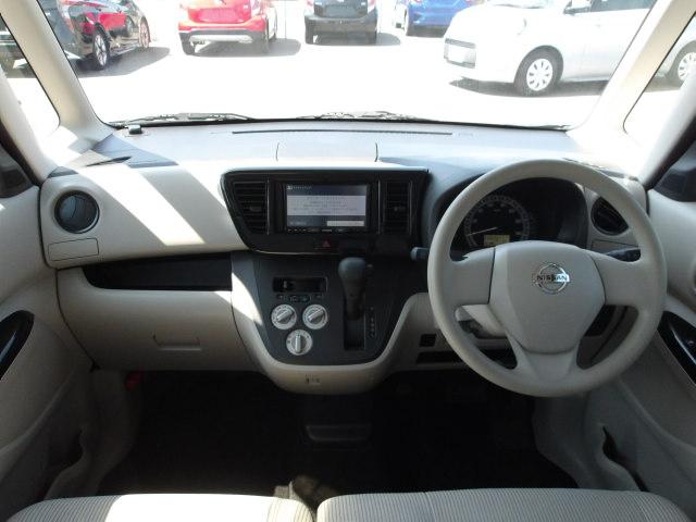 デイズルークス Ｓ　エマージェンシーブレーキ・レス　カロッツェリアナビ／ワンセグＴＶ／ＤＶＤ再生／バックカメラ／ＥＴＣ／ドライブレコーダー／アイドリングストップ／キーレス／電動格納ミラー／両側スライドドア／ヘッドライトレベライザー／ベンチシート（6枚目）