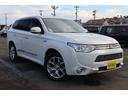 アウトランダーPHEV Gナビパッケージ 車検整備付 1年保証付 走行距離無制限 4WD スマートキー プッシュスタート オートクルーズ ETC パワーリアゲート フォグ 純ナビ フルセグTV Bluetooth バックカメラ 18アルミ(5枚目)