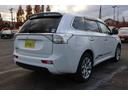 アウトランダーPHEV Gナビパッケージ 車検整備付 1年保証付 走行距離無制限 4WD スマートキー プッシュスタート オートクルーズ ETC パワーリアゲート フォグ 純ナビ フルセグTV Bluetooth バックカメラ 18アルミ(6枚目)