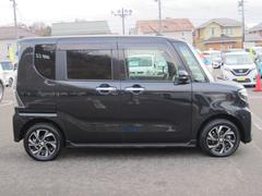 充実装備車。４ＷＤ　ＬＥＤヘッドライト／純正フルセグナビ／ブルートゥース／バックカメラ／ドライブレコーダー　シートヒーター　衝突軽減ブレーキ　両側電動スライドドアなど装備しています。 3