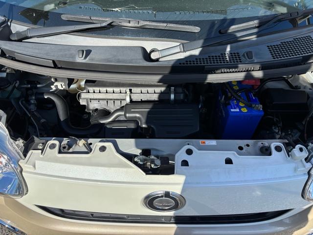 ムーヴキャンバス Ｇメイクアップ　ＳＡＩＩＩ　８インチナビフルセグ　アラウンドビューカメラ　両側パワースライドドア　プッシュスタート　シートカバー　スマアシＩＩＩ　オートエアコン　ベージュツートン（10枚目）