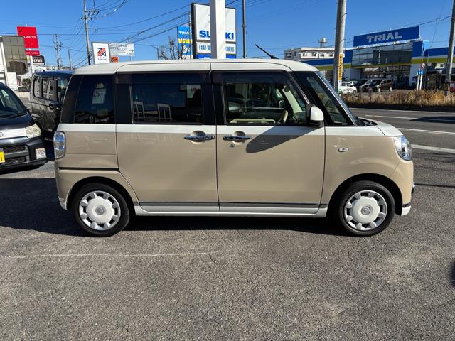 ムーヴキャンバス Ｇメイクアップ　ＳＡＩＩＩ　８インチナビフルセグ　アラウンドビューカメラ　両側パワースライドドア　プッシュスタート　シートカバー　スマアシＩＩＩ　オートエアコン　ベージュツートン（17枚目）