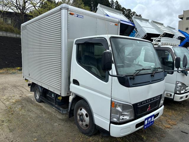 キャンター 超低床ＳＡ　積載２ｔ／２０００ｋｇ／アルミバン／箱車／サイド扉無し／リヤ観音開き／低床／超低床／３０００ｃｃ／ラッシングレール２段／３ペダル／５ＭＴ／関東仕入れ／箱高さ１７８／標準／（3枚目）