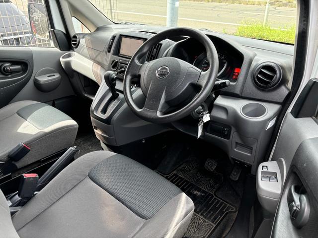 ＮＶ２００バネットバン ＤＸ　ガソリン車／５ドア／１６００ｃｃ／オートマ／２－５名／（9枚目）