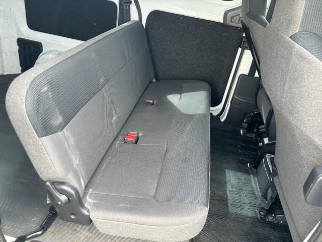 ＮＶ２００バネットバン ＤＸ　ガソリン車／５ドア／１６００ｃｃ／オートマ／２－５名／（10枚目）