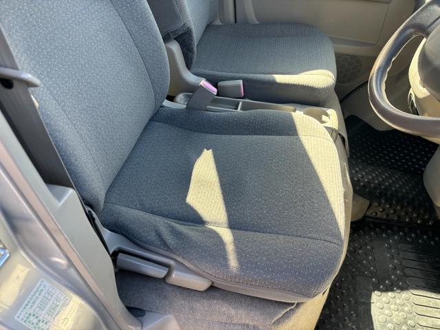 ミニキャブバン Ｇ　４ＷＤ／オートマ／５ドア／フロントＰＷ／キーレス／（12枚目）