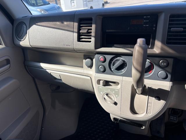 ミニキャブバン Ｇ　４ＷＤ／オートマ／５ドア／フロントＰＷ／キーレス／（16枚目）