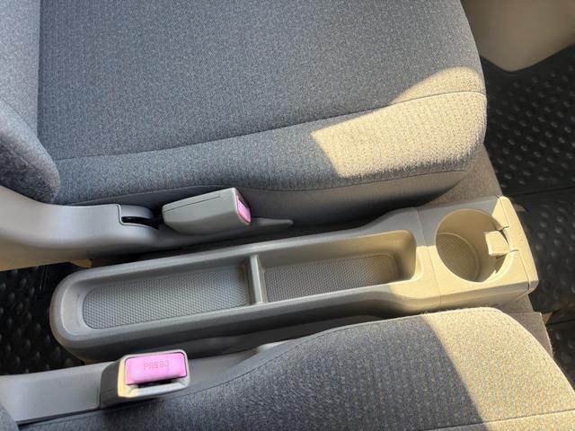 ミニキャブバン Ｇ　４ＷＤ／オートマ／５ドア／フロントＰＷ／キーレス／（23枚目）