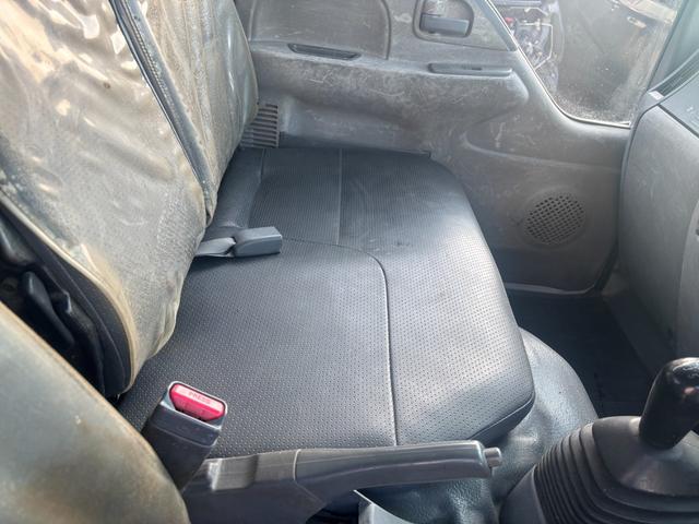 エルフトラック 強化フルフラットローダンプ 外装仕上/フルフラットロー/全低床/2tダンプ/3000cc/5速/マニュアル/3ペダル/(14枚目)