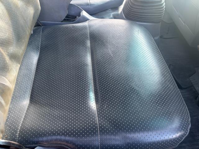 エルフトラック 強化フルフラットローダンプ 外装仕上/フルフラットロー/全低床/2tダンプ/3000cc/5速/マニュアル/3ペダル/(15枚目)