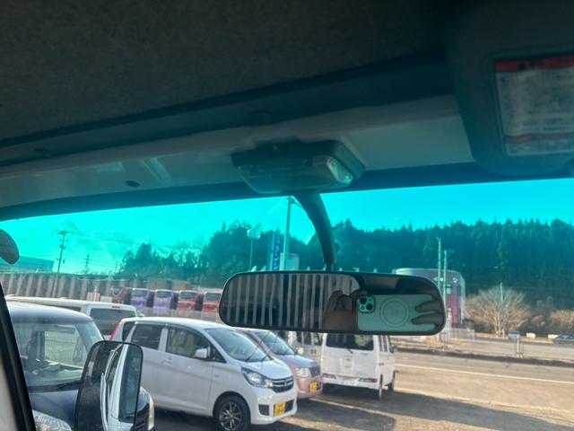 エルフトラック 強化フルフラットローダンプ 外装仕上/フルフラットロー/全低床/2tダンプ/3000cc/5速/マニュアル/3ペダル/(19枚目)