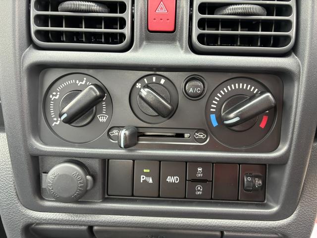 キャリイトラック KC 5速マニュアル 4WD パワステ エアコン パワーウインドウ(10枚目)