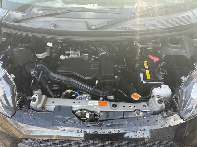 ルーミー Ｇ　純正９インチナビ　ＴＶ　パノラミックビューモニター　スマアシ　両側パワースライドドア　スマートキー応急スペアタイヤ付（9枚目）