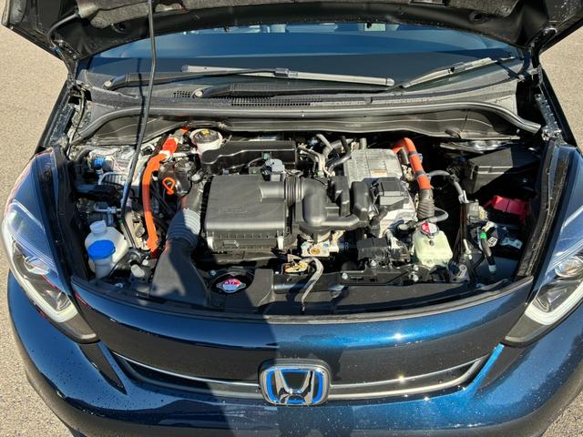 フィット ｅ：ＨＥＶベーシック　純正ナビ　ＴＶ　ＥＴＣ　ドラレコ　スマートキー（9枚目）