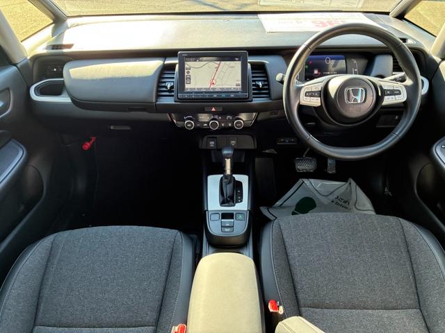 フィット ｅ：ＨＥＶベーシック　純正ナビ　ＴＶ　ＥＴＣ　ドラレコ　スマートキー（15枚目）