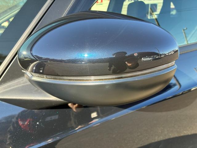 フィット ｅ：ＨＥＶベーシック　純正ナビ　ＴＶ　ＥＴＣ　ドラレコ　スマートキー（23枚目）