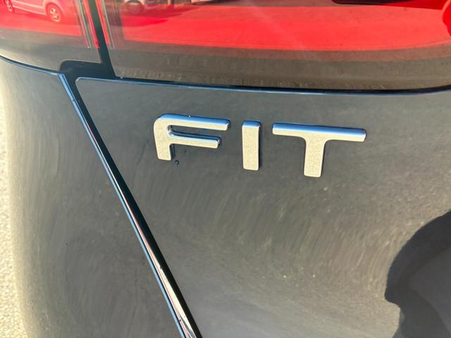 フィット ｅ：ＨＥＶベーシック　純正ナビ　ＴＶ　ＥＴＣ　ドラレコ　スマートキー（24枚目）