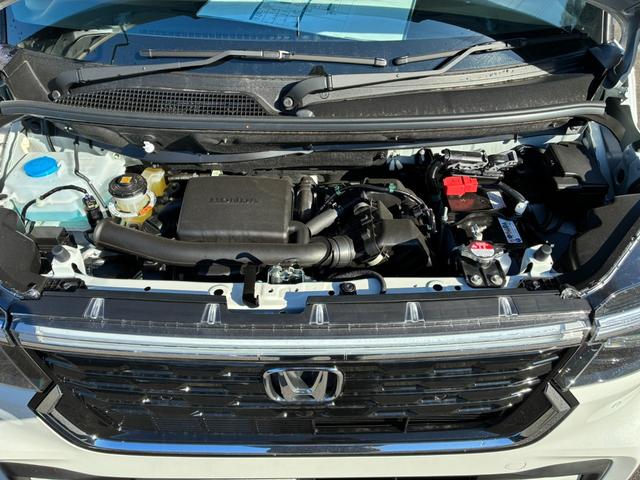 Ｎ－ＢＯＸカスタム ベースグレード　純正ナビ　フルセグＴＶ　左パワースライドア　ホンダセンシング　バックカメラ　スマートキー　ＬＥＤヘッドライトシートヒーター　電動パーキング（9枚目）