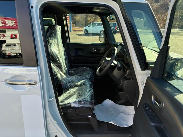 Ｎ－ＢＯＸカスタム ベースグレード　純正ナビ　フルセグＴＶ　左パワースライドア　ホンダセンシング　バックカメラ　スマートキー　ＬＥＤヘッドライトシートヒーター　電動パーキング（15枚目）