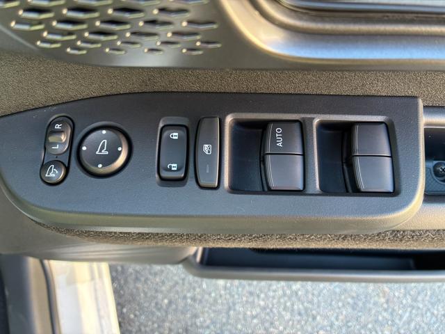 Ｎ－ＢＯＸカスタム ベースグレード　純正ナビ　フルセグＴＶ　左パワースライドア　ホンダセンシング　バックカメラ　スマートキー　ＬＥＤヘッドライトシートヒーター　電動パーキング（28枚目）