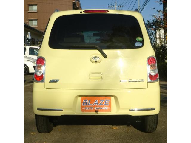 ミラココア ココアプラスＧ　４ＷＤ　スマートキー　アイドリングストップ　寒冷地仕様　純正ナビ　地デジ　バックカメラ　ＥＴＣ　電動格納ミラー　ルーフレール　ベンチシート　ＣＶＴ　盗難防止システム　フォグランプ　タイミングチェーン（8枚目）