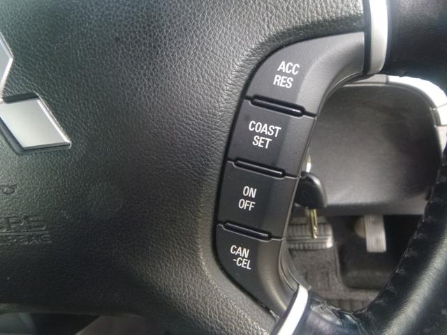 パジェロ ロング　エクシード　切替式４ＷＤ　ディーゼル　２バッテリー　ＨＤＤナビ　フルセグ　バックカメラ　ＥＴＣ　クルーズコントロール　シートヒーター　ＨＩＤライト　前後フォグランプ　キーレス　ルーフレール　純正アルミホイール（33枚目）