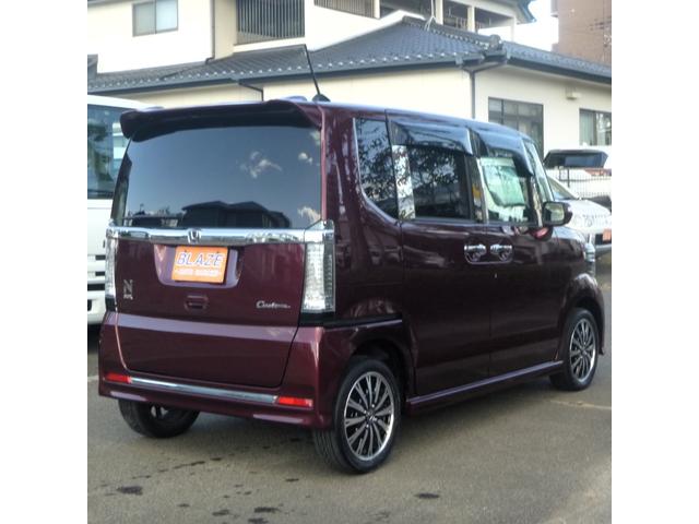 Ｎ－ＢＯＸカスタム Ｇ　ターボＳＳパッケージ　４ＷＤ　ワンオーナー　ＣＴＢＡ　衝突軽減ブレーキ　ＥＧスターター　サイド＆カーテンエアバック　メモリーナビ　フルセグ　ブルートゥース　バックカメラ　クルコン　ハーフレザー　両側パワスラ　ＥＴＣ（9枚目）