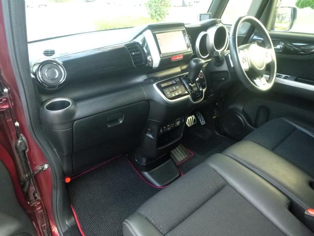 Ｎ－ＢＯＸカスタム Ｇ　ターボＳＳパッケージ　４ＷＤ　ワンオーナー　ＣＴＢＡ　衝突軽減ブレーキ　ＥＧスターター　サイド＆カーテンエアバック　メモリーナビ　フルセグ　ブルートゥース　バックカメラ　クルコン　ハーフレザー　両側パワスラ　ＥＴＣ（14枚目）