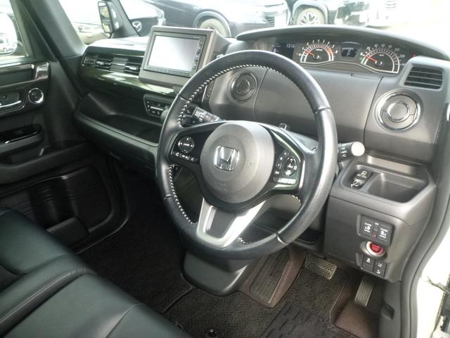 Ｎ－ＢＯＸカスタム Ｇ・Ｌターボホンダセンシング　４ＷＤ　両側電動ドア　軽度冠水歴有ルームクリーニング済　純正ＳＤナビ　衝突被害軽減システム　ハーフレザーシート　スマートキー　ＬＥＤヘッド　ビルトインＥＴＣ　レーダークルコン　純正１５インチアルミ（14枚目）