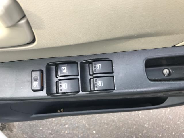 L キーレス インパネオートマ ベンチシート 純正CDプレーヤー ABS 運転席助手席エアバック エアコン パワステ パワーウィンドウ(28枚目)