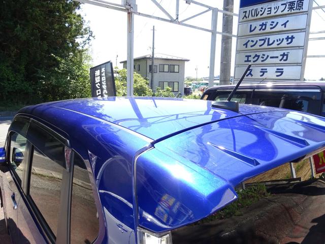 ステラ カスタムＲ　４ＷＤ　ナビＴＶ　バックカメラ　Ｂｌｕｅｔｏｏｔｈ　スマートキー　プッシュスタート　エンジンスターター　シートヒーター　ベンチシート　純正アルミホイール（6枚目）