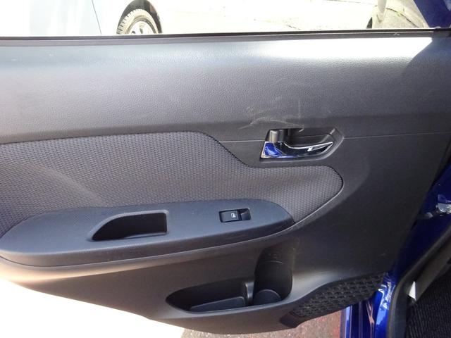 ステラ カスタムＲ　４ＷＤ　ナビＴＶ　バックカメラ　Ｂｌｕｅｔｏｏｔｈ　スマートキー　プッシュスタート　エンジンスターター　シートヒーター　ベンチシート　純正アルミホイール（20枚目）